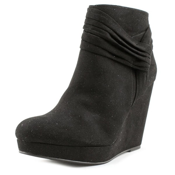 Thalia Chelaa Women Black Bootie