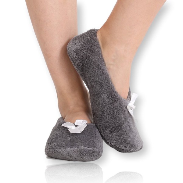 fuzzy slip on slippers